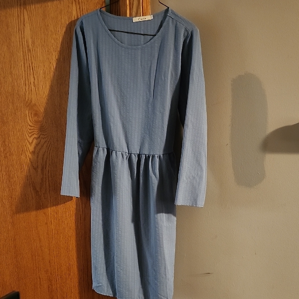 Gray Long Sleeve Crew Neck Sheath Dress